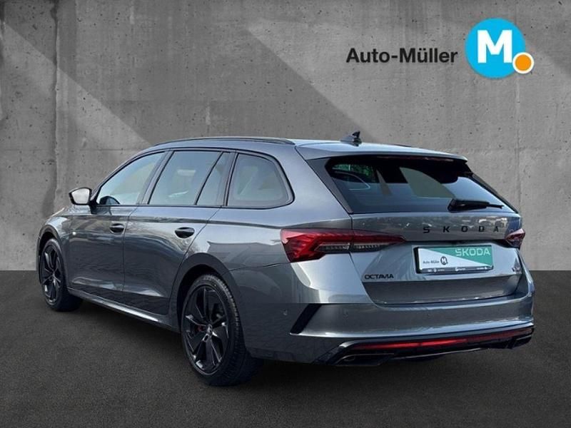 Gebraucht Skoda Octavia 265 PS (194 kW) 2025 Graphite grey (metallic) Kombi