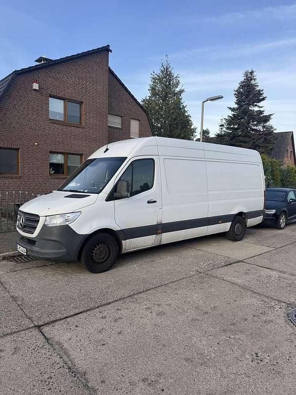 Używany Mercedes Sprinter 163 KM (119 kW) 2019 Biały Van