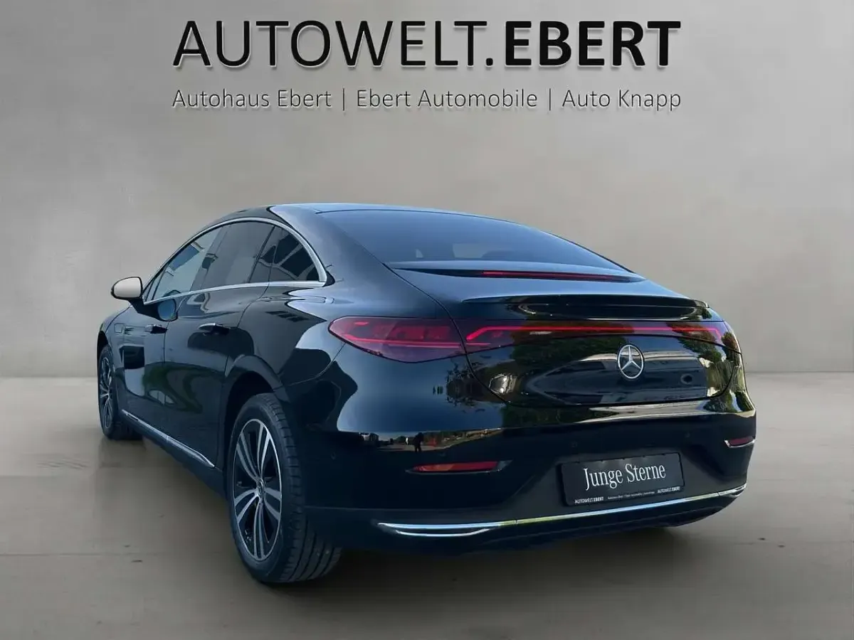 Gebraucht Mercedes EQE300 180 kW (245 PS) 2022 Schwarz Limousine