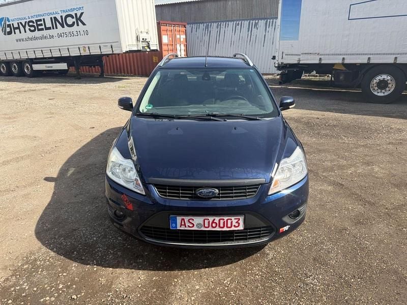 Gebraucht Ford Focus Ambiente 101 PS (74 kW) 2010 Blau Kombi