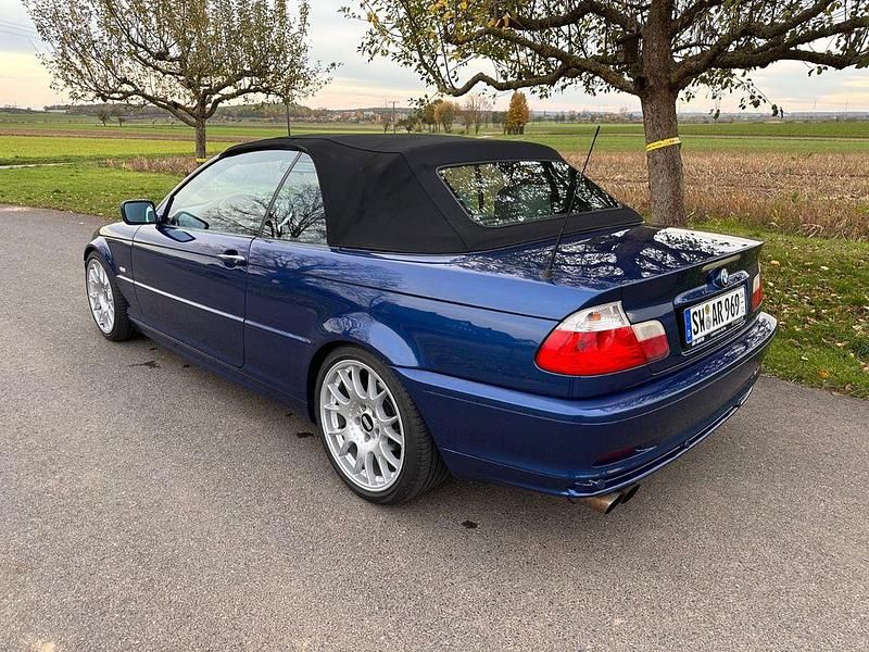 Gebraucht BMW 318 Cabriolet Performance 143 PS (105 kW) 2002 Blau Cabrio