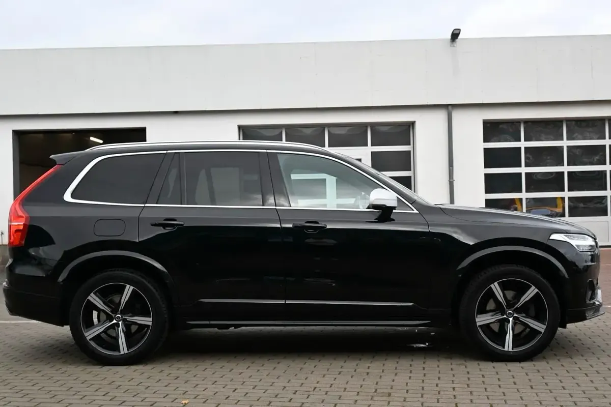 Gebraucht Volvo XC90 R-Design 235 PS (172 kW) 2019 Schwarz SUV