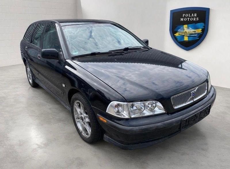Second-hand Volvo V40 200 CP (147 kW) 2000 Other Break