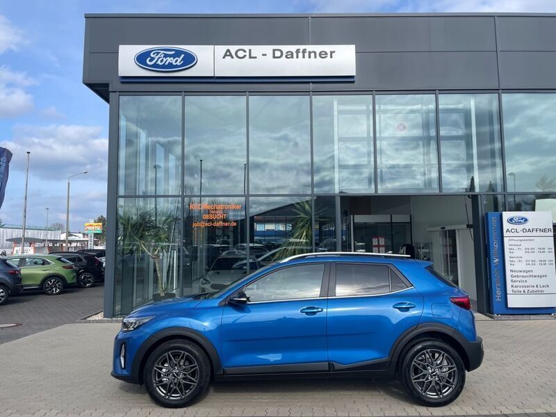 (spb) sporty blue Gebraucht 2024 Kia Stonic SUV | 19.890 € (Fairer Preis) - Bild 1/4