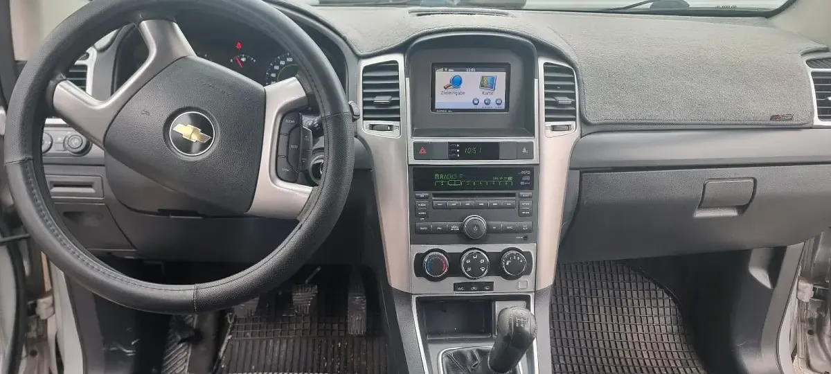 Gebraucht Chevrolet Captiva LS 136 PS (100 kW) 2010 Silber SUV