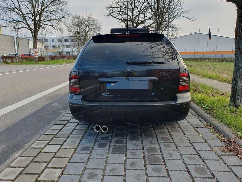 Gebraucht Skoda Octavia RS 179 PS (131 kW) 2003 Schwarz Kombi