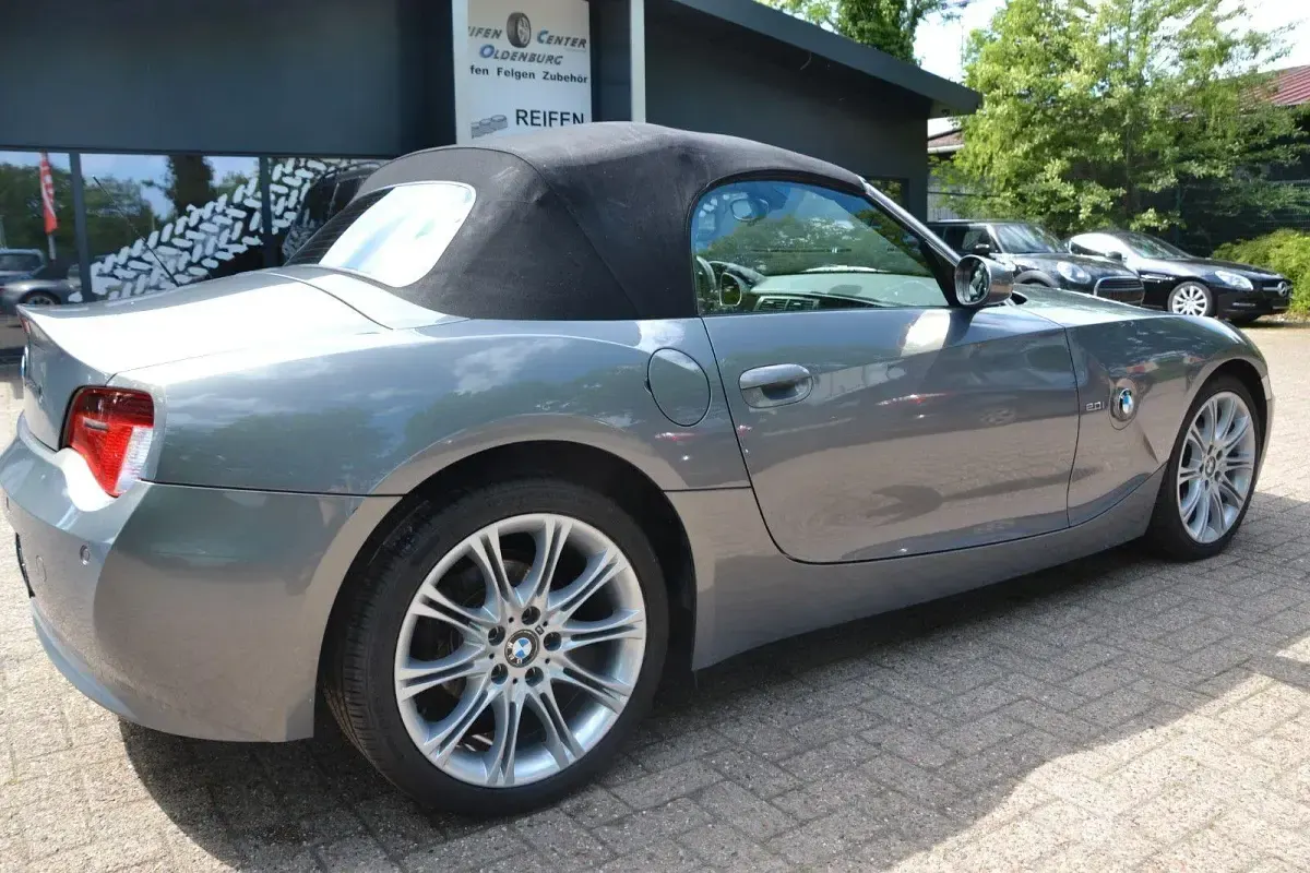 Gebraucht BMW Z4 Advantage 150 PS (110 kW) 2007 Grau Cabrio