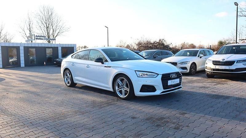 Weiß Gebraucht 2019 Audi A5 Sportback S-Line Kleinwagen | 21.900 € (Superpreis) - Bild 1/4