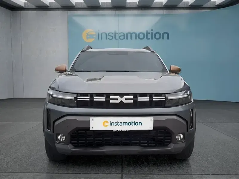 Neu Dacia Duster 122 PS (89 kW) 2026 Grün SUV