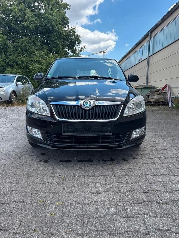 Schwarz Gebraucht 2012 Skoda Fabia Kleinwagen | 4.600 € (Fairer Preis) - Bild 1/4