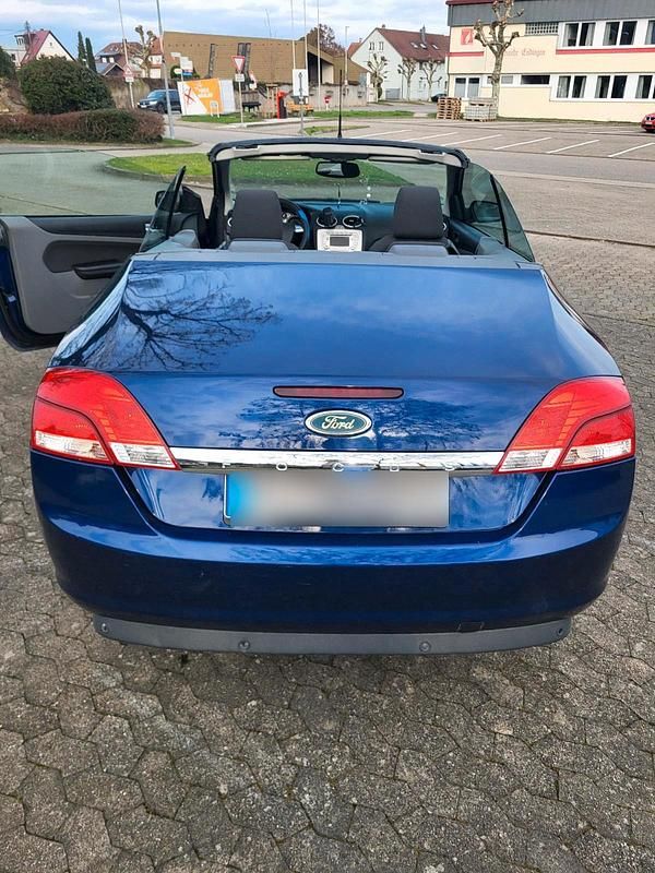 Gebraucht Ford Focus Cabriolet 101 PS (74 kW) 2008 Blau Cabrio
