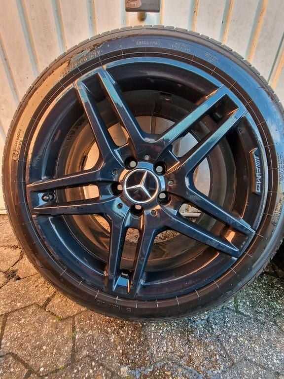 Gebraucht Mercedes E400 Avantgarde 333 PS (244 kW) 2017 Schwarz Limousine