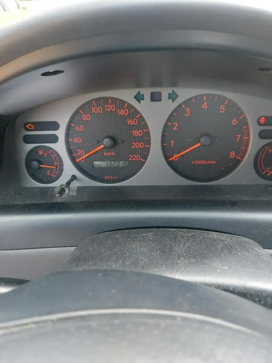 Gebraucht Toyota Corolla 2000 Rot Limousine