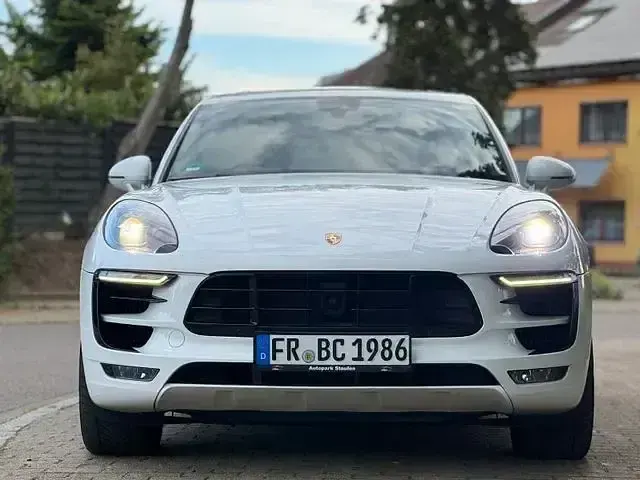 Gebraucht Porsche Macan Turbo 400 PS (294 kW) 2014 Weiß SUV