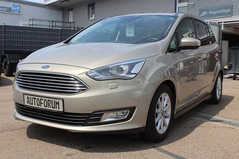 Grau Gebraucht 2017 Ford Grand C-Max Titanium Van / Kleinbus | 8.289 € (Superpreis) - Bild 1/4