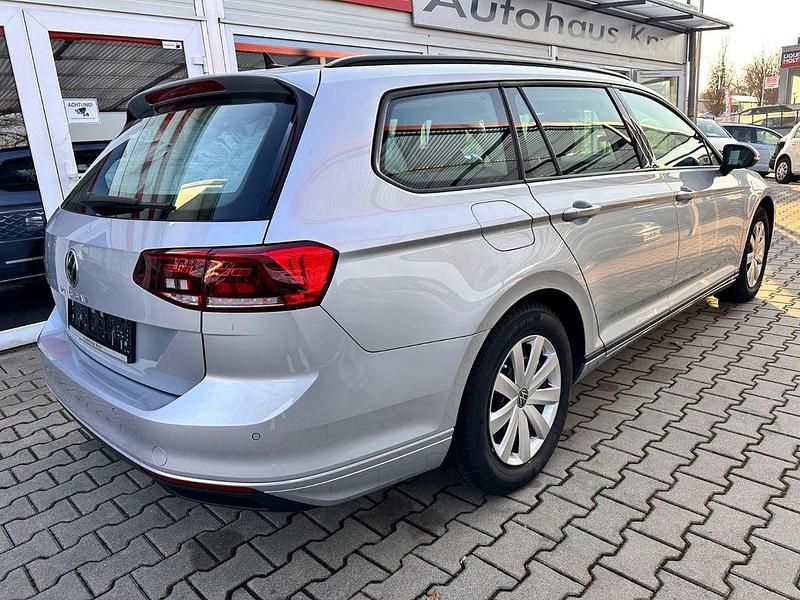 Gebraucht VW Passat Conceptline 150 PS (110 kW) 2022 Silber Kombi