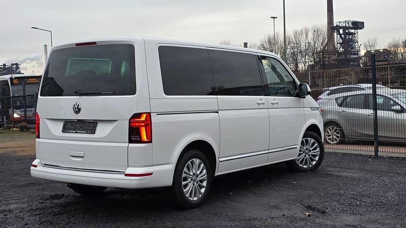 Gebraucht VW Multivan Generation Six 150 PS (110 kW) 2021 Candyweiss Van