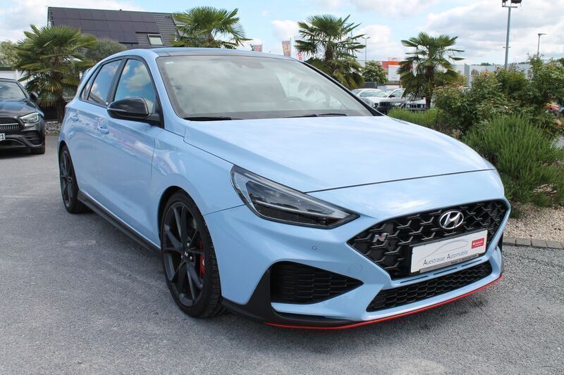 Blau Gebraucht 2021 Hyundai i30 N Performance Limousine | 29.990 € (Fairer Preis) - Bild 1/4
