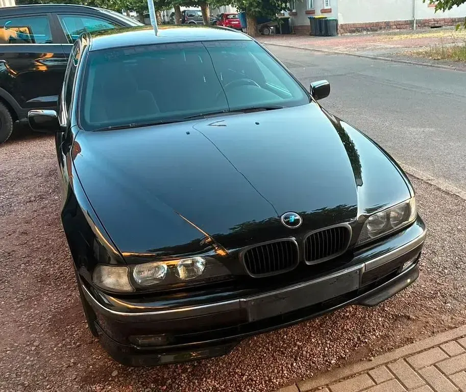 Gebraucht BMW 523 Performance 170 PS (125 kW) 1999 Schwarz Limousine