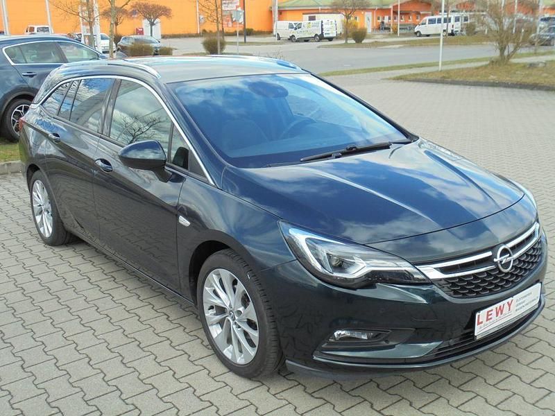 Gebraucht Opel Astra Innovation 150 PS (110 kW) 2016 Grün Kombi