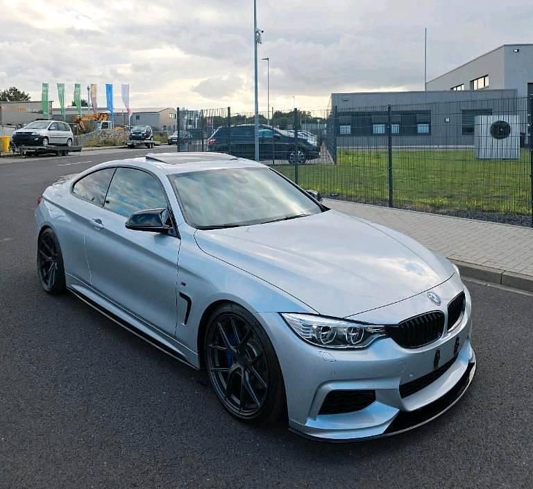 Silber Gebraucht 2016 BMW 430 M Performance Coupé | 23.499 € (Etwas zu teuer) - Bild 1/4