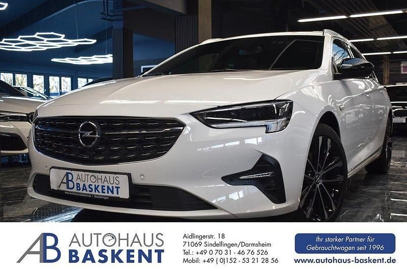 Weiß Gebraucht 2021 Opel Insignia Ultimate Kombi | 20.450 € (Fairer Preis) - Bild 1/4