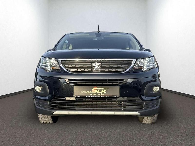 Gebraucht Peugeot Rifter Allure 131 PS (96 kW) 2023 Schwarz Van / Kleinbus
