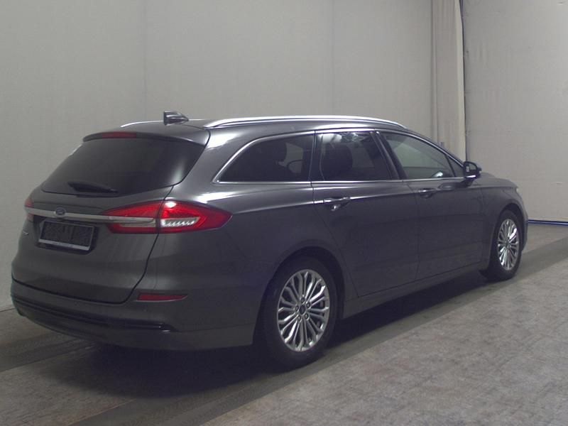 Gebraucht Ford Mondeo Titanium 150 PS (110 kW) 2020 Grau Kombi
