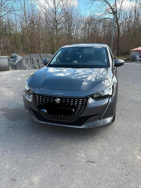 Gebraucht Peugeot 208 Active 101 PS (74 kW) 2020 Grau Kleinwagen