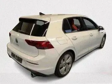 Gebraucht VW Golf VIII GTI 245 PS (180 kW) 2023 Pure white Limousine
