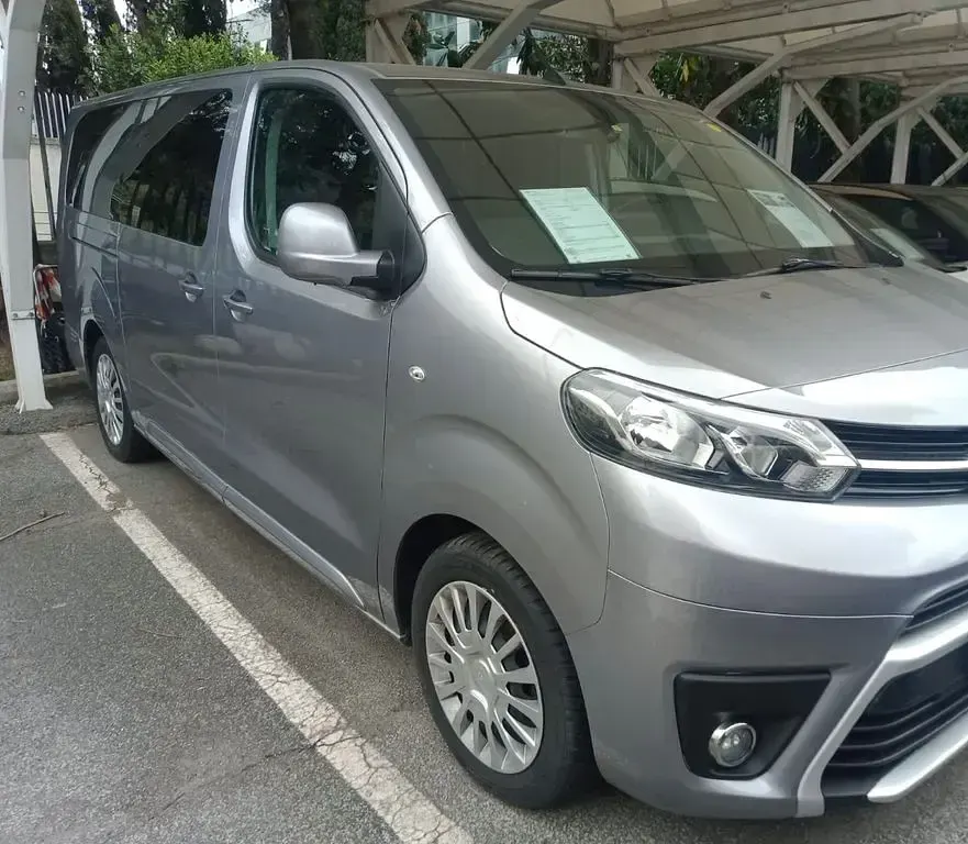 Gebraucht Toyota Proace Lounge 144 PS (105 kW) 2021 Grau Van / Kleinbus