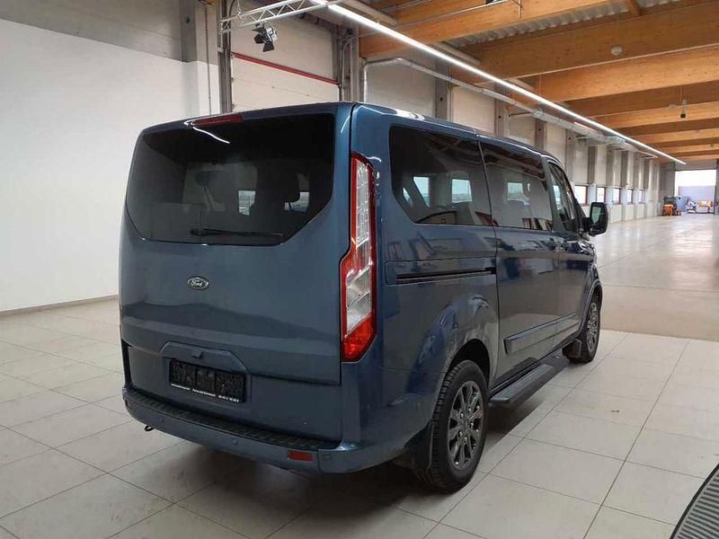 Gebraucht Ford Tourneo Titanium X 185 PS (136 kW) 2020 Blau Van / Kleinbus