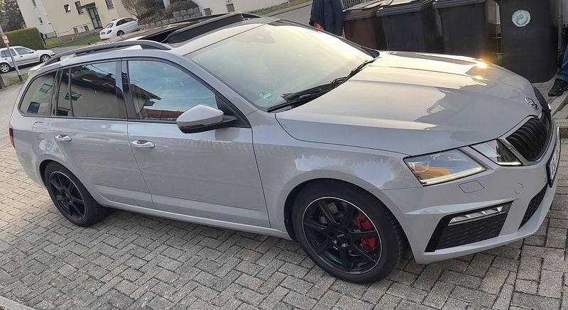 Gebraucht Skoda Octavia RS 230 PS (169 kW) 2017 Grau Kombi