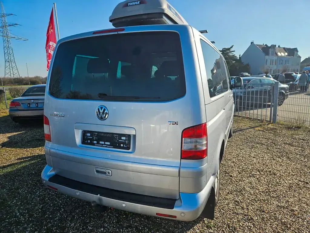 Gebraucht VW Multivan Comfortline 131 PS (96 kW) 2008 Silber Van / Kleinbus