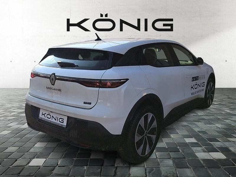 Second-hand Renault Megane E-Tech Evolution 55 kW (75 CP) 2023 Alb Berlinǎ