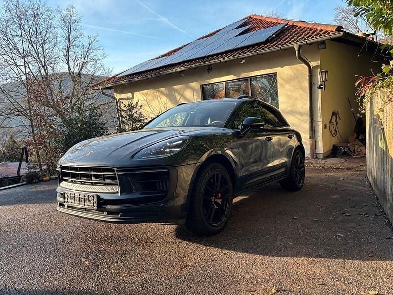 Grau Gebraucht 2022 Porsche Macan S SUV | 69.100 € (Fairer Preis) - Bild 1/4