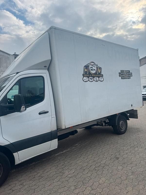 Używany Mercedes Sprinter 140 KM (102 kW) 2019 Biały Van