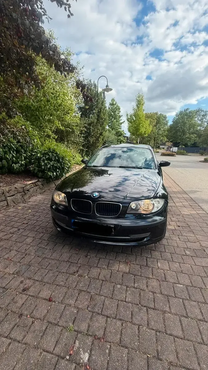 Gebraucht BMW 118 143 PS (105 kW) 2008 Schwarz Kleinwagen