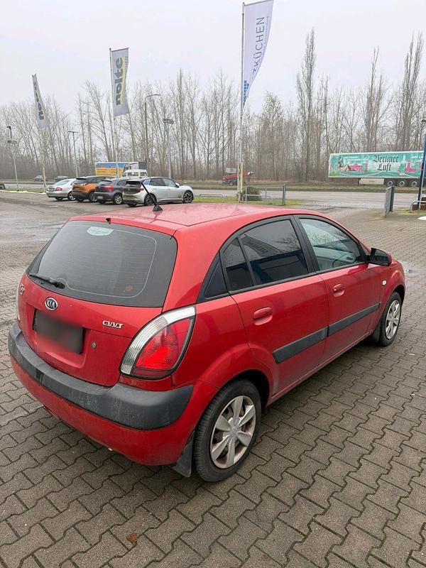 Gebraucht Kia Rio 115 PS (84 kW) 2006 Rot Kleinwagen
