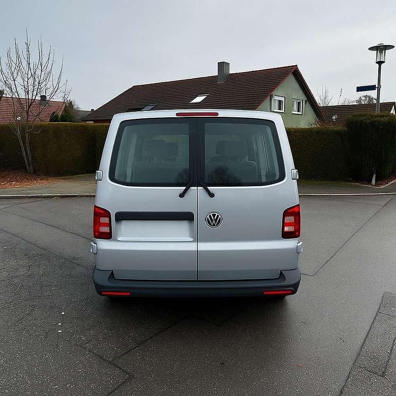 Gebraucht VW T6 150 PS (110 kW) 2018 Grau Van
