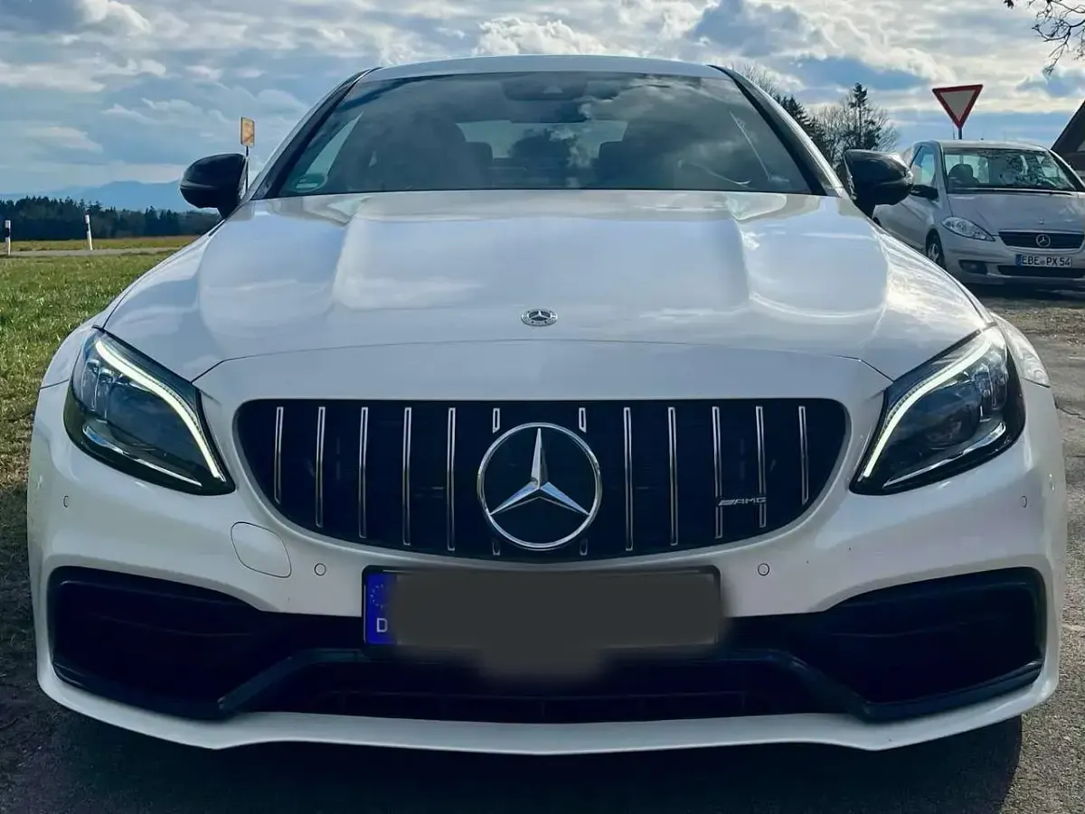 Gebraucht Mercedes C63S AMG AMG 510 PS (375 kW) 2021 Weiß Coupé