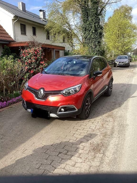 Gebraucht Renault Captur XMOD 118 PS (86 kW) 2016 Rot SUV