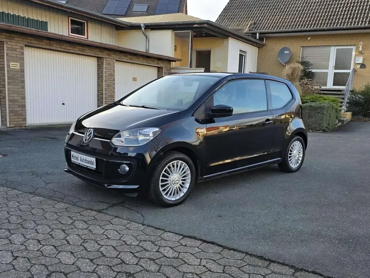 Second-hand VW up! high up! 75 CP (55 kW) 2012 Negru Hatchback