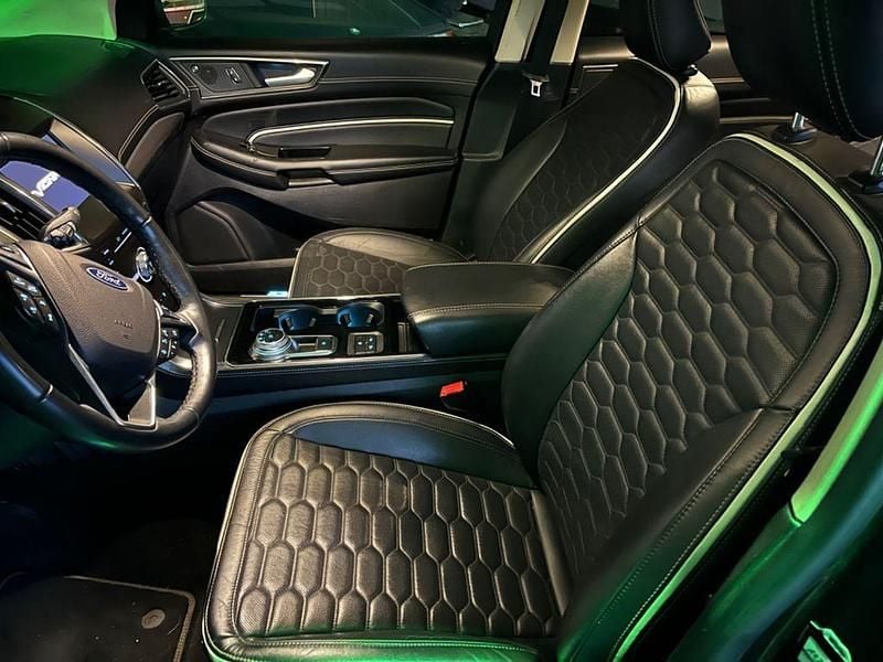 Grau Gebraucht 2020 Ford Edge Vignale SUV | 22.999 € (Guter Preis) - Bild 1/4