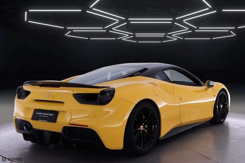 Gebraucht Ferrari 488 669 PS (492 kW) 2015 Gelb Coupé