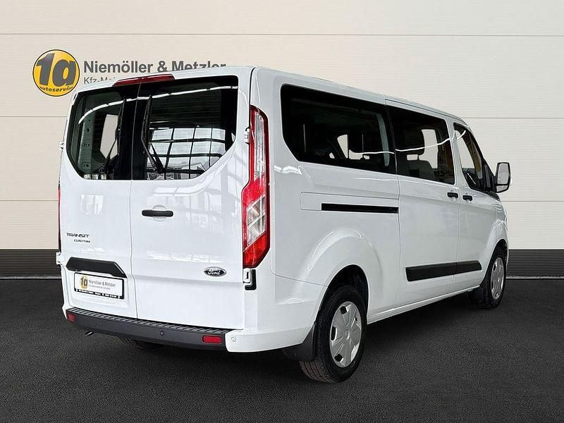 Gebraucht Ford Transit Custom 131 PS (96 kW) 2022 Weiß Kombi