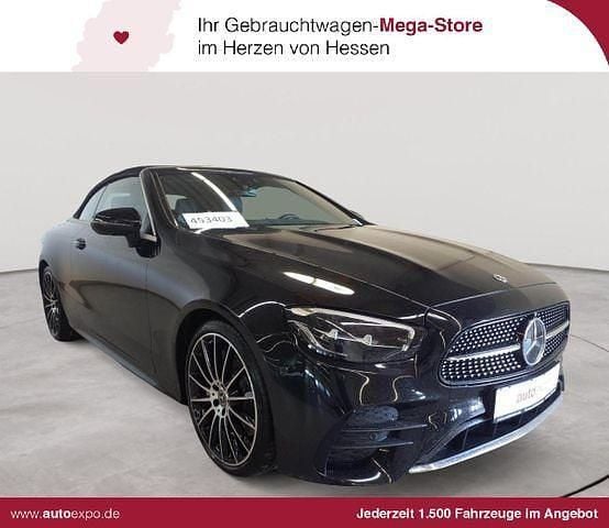 Obsidianschwarz metallic Gebraucht 2022 Mercedes E300 AMG line Cabrio | 44.790 € (Fairer Preis) - Bild 1/4