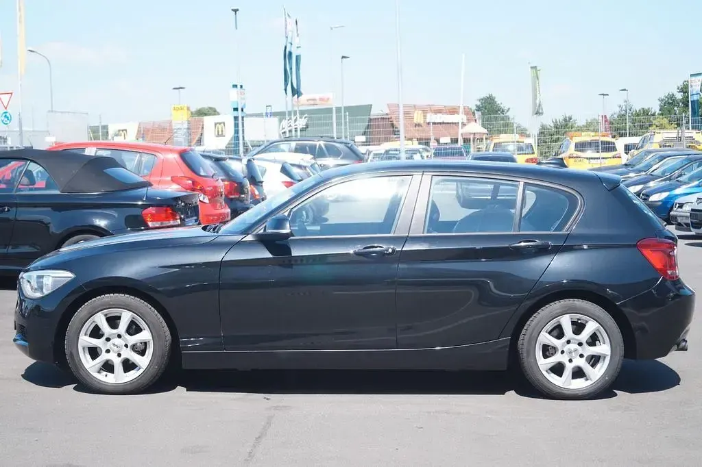 Gebraucht BMW 116 136 PS (100 kW) 2012 Schwarz Kleinwagen