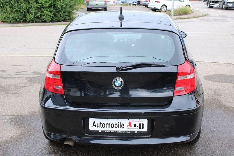 Gebraucht BMW 118 143 PS (105 kW) 2009 Schwarz Kleinwagen