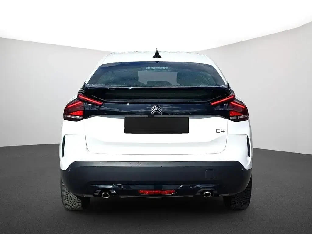 Gebraucht Citroën C4 Feel 131 PS (96 kW) 2023 Weiß SUV